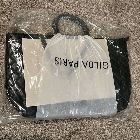 BIN047. NWT Badgley Mischka Gilda Paris Large Quilted Tote Black - Picture 5 of 7